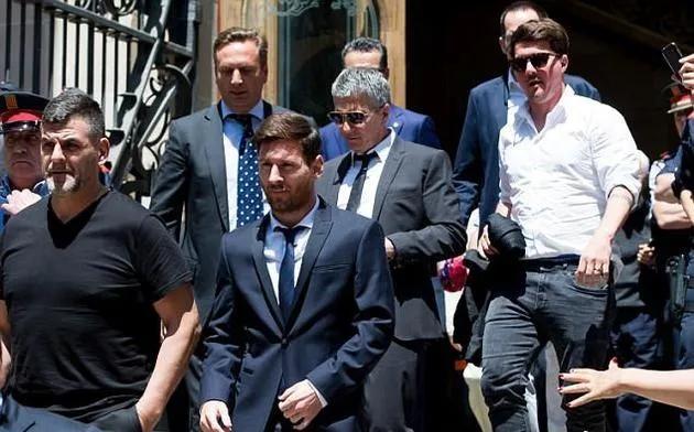 太疯狂!6.74亿变3.1亿足坛巨星难*税逃**务风波梅西C罗内马尔均上榜