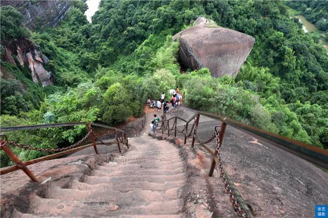 韶关最著名的山,韶关丹霞地貌在仁化县吗