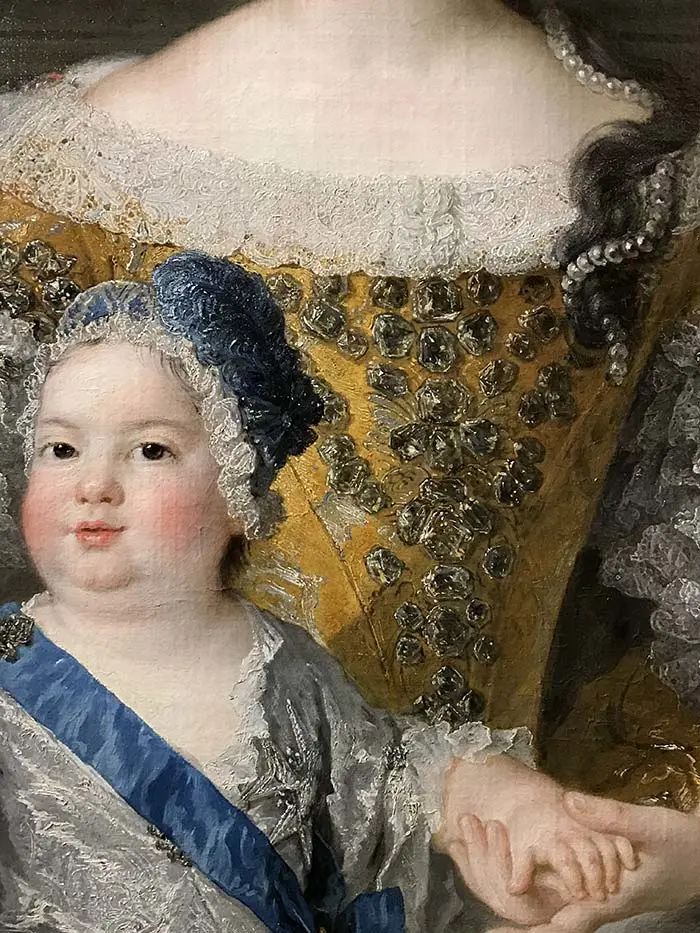 法国珠宝值得买吗,法国王室的王冠和首饰