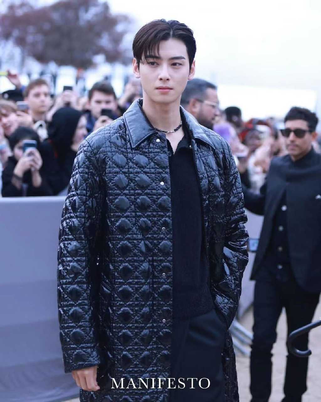 素颜比化妆更好看的车银优