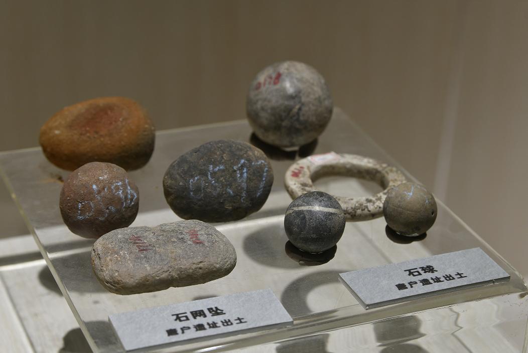 历史上的石磨盘,中国最大的千年石磨盘在哪里