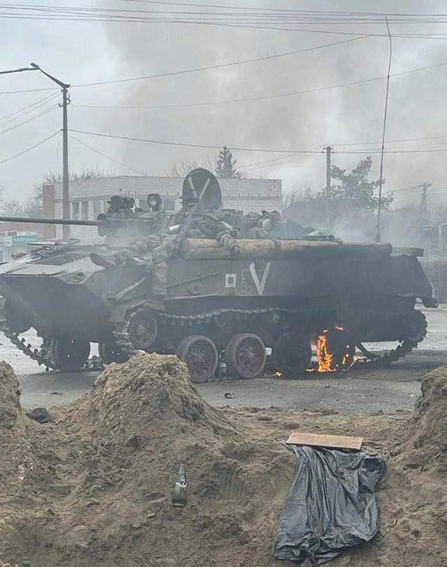 俄军内部“突然生变”!伞兵当步兵用空降兵司令被解职,上面震怒