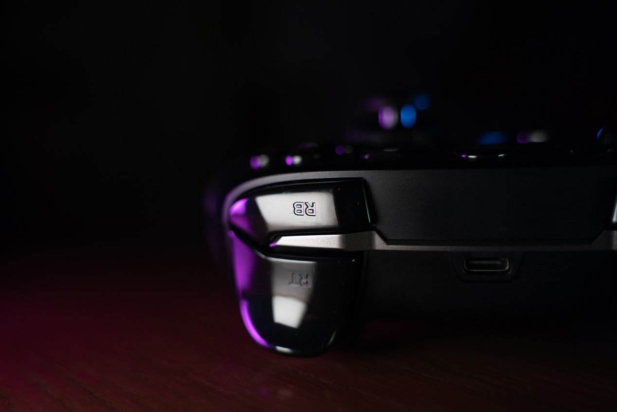 北通阿修罗3s手柄和平精英,北通阿修罗3手柄无线版续航