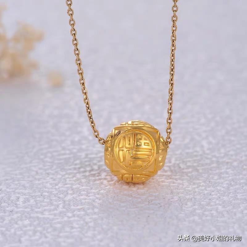 母亲节礼物项链黄金推荐,母亲节礼物排行榜前十名黄金饰品