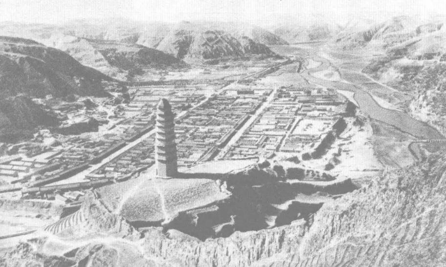 邓宝珊与彭德怀有“两战之结”，毛主席一语化解：打是亲，骂是爱