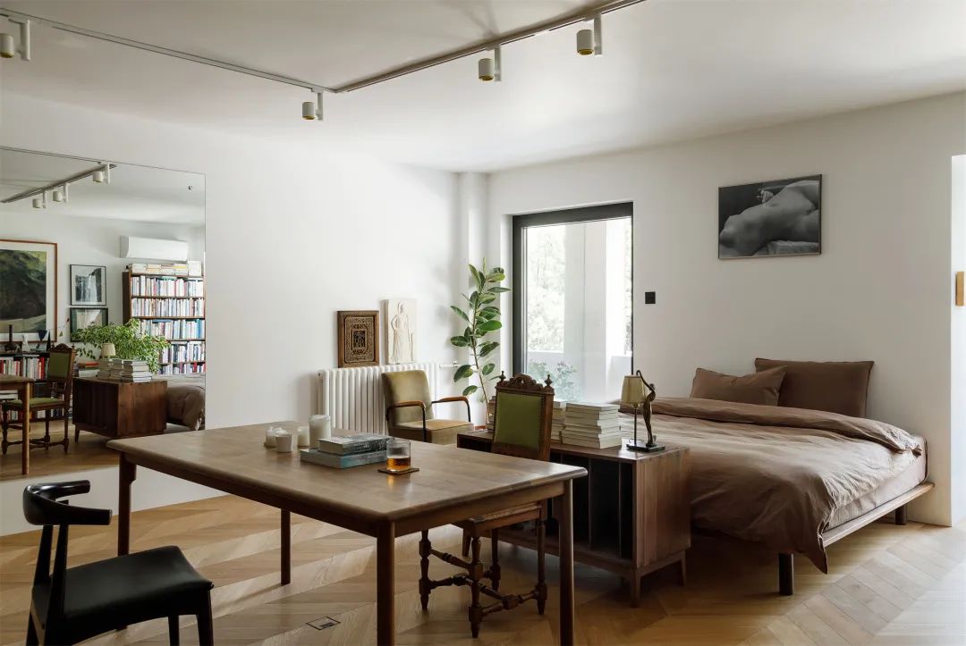 任性！北京女主坚持在客厅放张床，卧室里规划浴缸，入住反而舒心