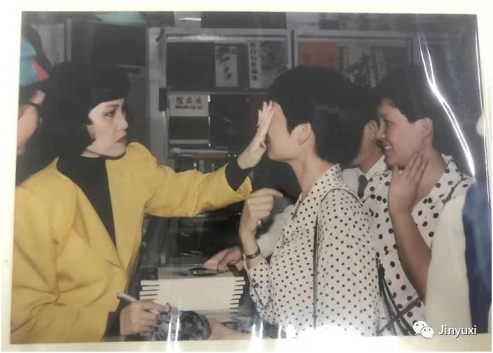 时隔三十年，我重回三联书店