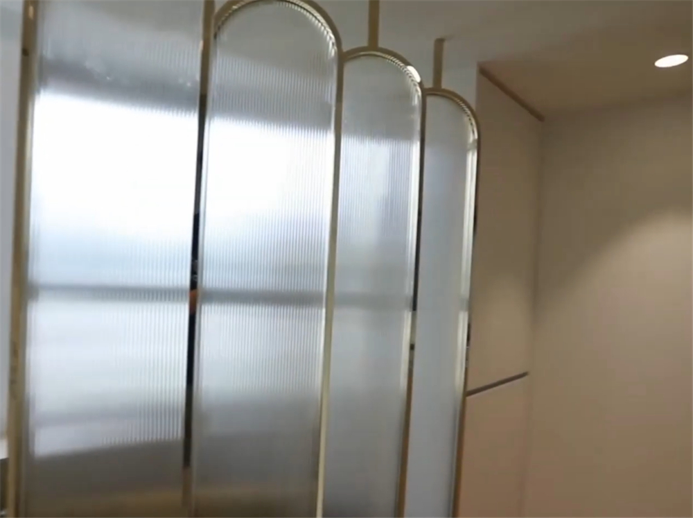 香港2米9层高做隔层,香港小户型做隔层