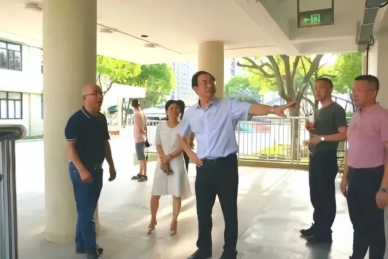 浙江“色贪”王胜战，玩弄百名女教师，糟践18名女学生，敛财3亿