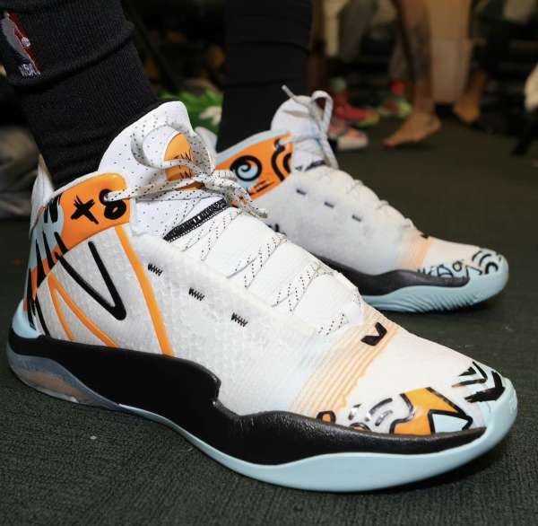 2022全明星战靴,2024年nba全明星名人赛上脚球鞋