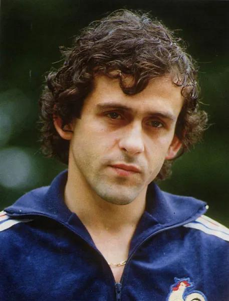 法国队世界杯冠军姆巴佩成绩,2024年欧洲杯足球法国姆巴佩