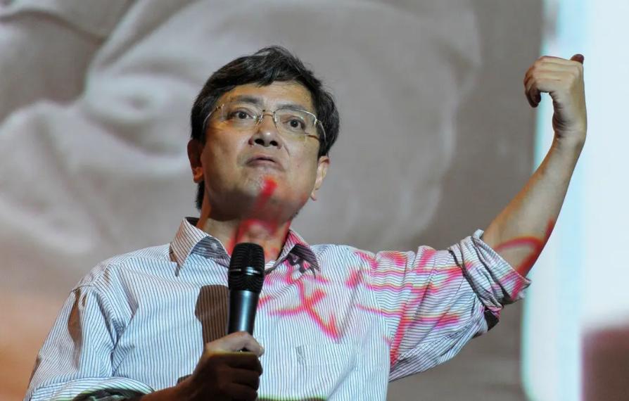 最牛愤青校长郑强讲话,郑强校长讲述真话