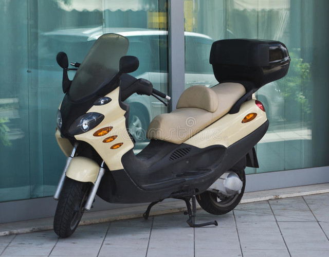 驾照拿到手是买新车好还是旧车好,电动摩托车与燃油摩托车哪个划算