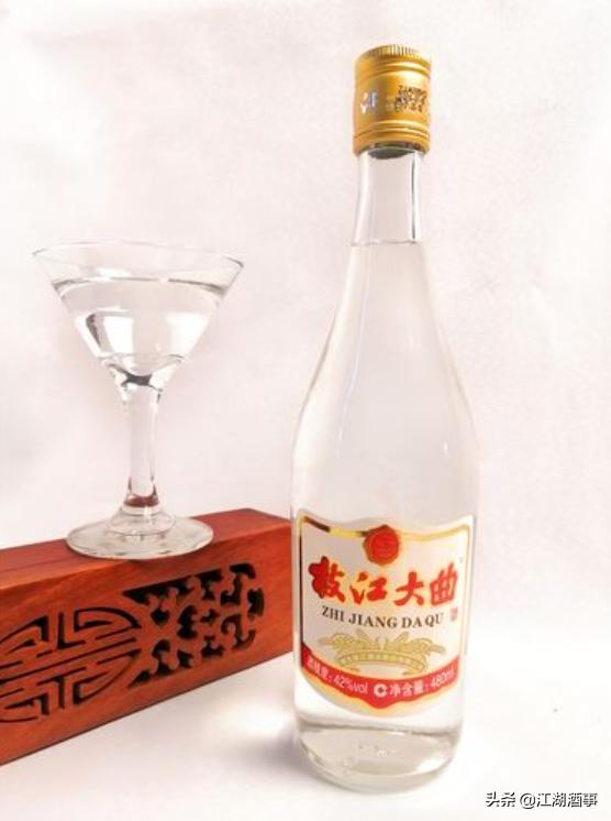 曾被称为华中酒王的枝江大曲，巅峰时期比肩茅五洋，现在沦为配角