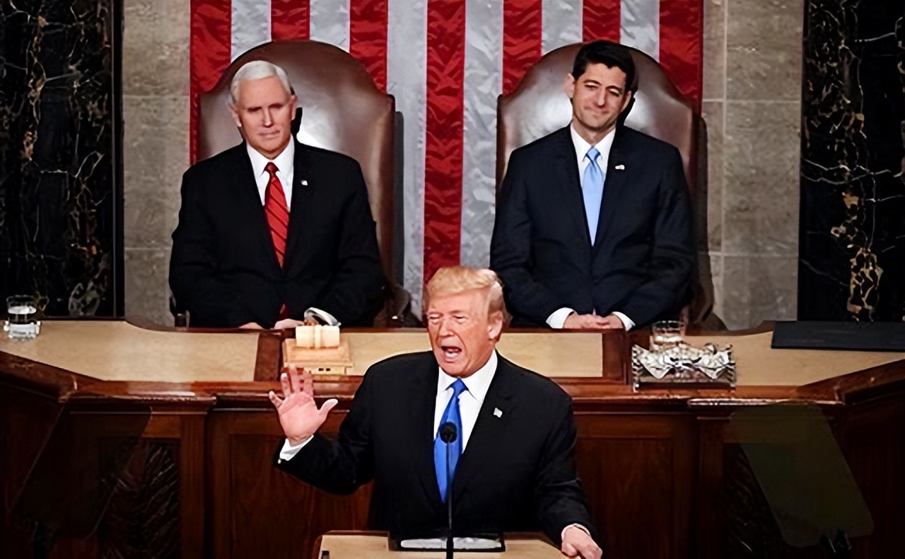 马克龙娶了24岁的老婆,马克龙娶了比自己大24岁的老师