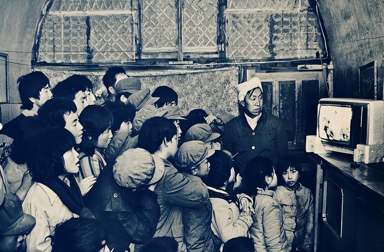 重温八十年代记忆：16张真实老照片带你回到那个令人怀念的时代！