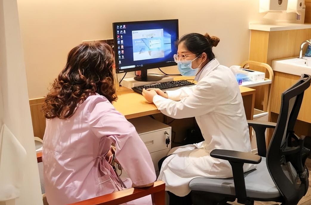 早晨起来眼皮肿、眼袋大?中医告诉你哪里出了问题,如何解决