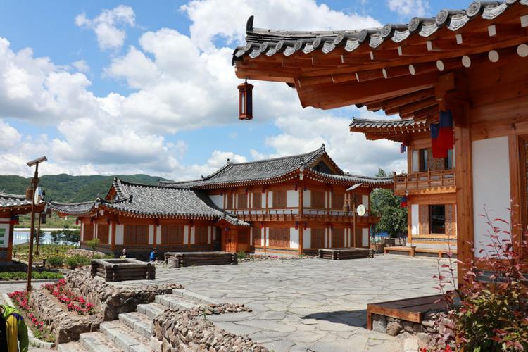 朝鲜建筑发展,朝鲜古建筑和现代建筑的结合