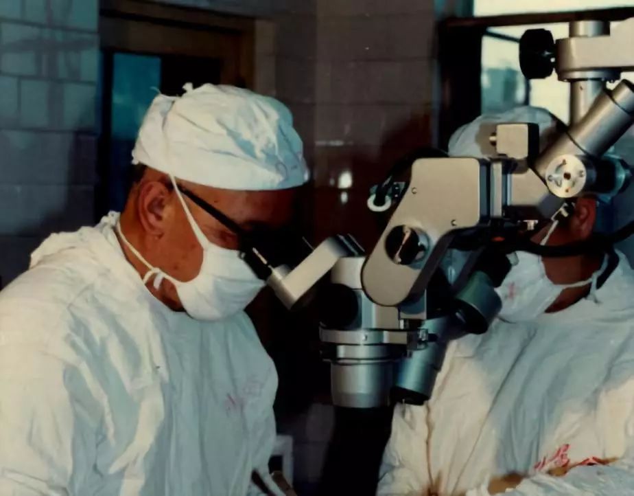 昆明滇池的爱情故事,昆明巷里的爱情故事