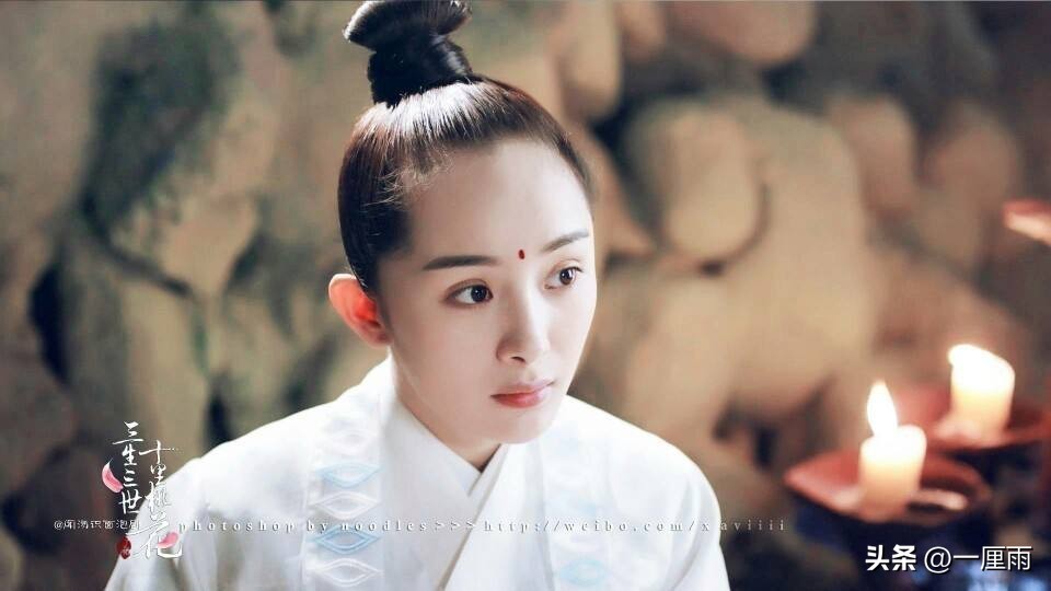 脸大披发怎么扎好看中短发,披发显老扎发显年轻适合什么发型