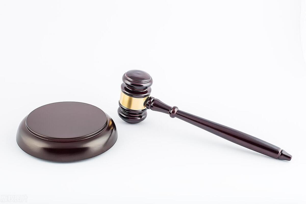 隔空猥亵会比猥亵判得轻吗,隔空猥亵是违法还是犯罪