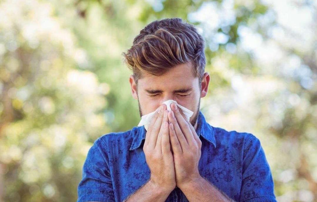 人体的汗液本身是什么味道的,人类身体不同部位液体是什么味道