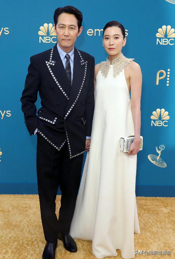 艾美奖红毯怪奇物语,艾美奖红毯走法