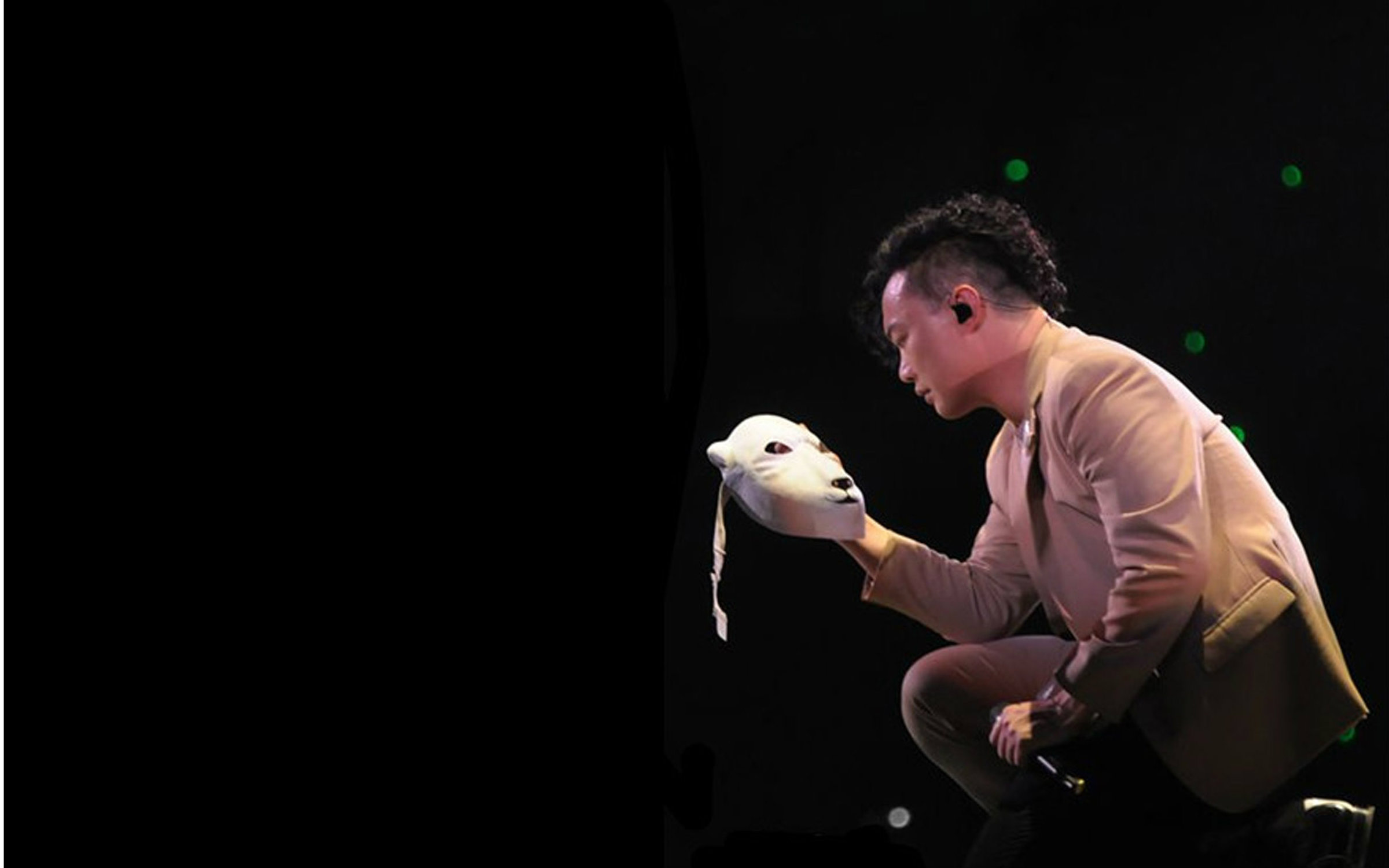 能引起共鸣的走心伤感歌曲,伤感的歌曲让人尝尽了心酸与泪水