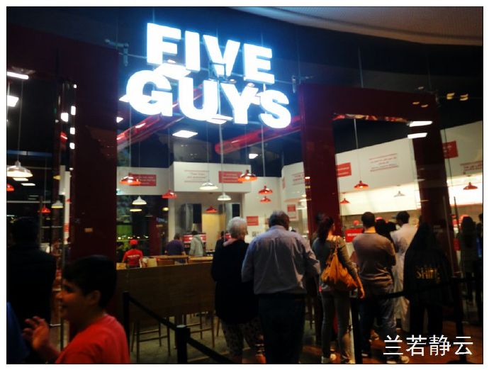 迪拜最豪华最大的商场,迪拜最大的购物中心视频