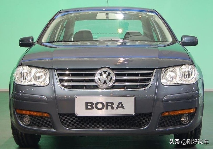 朗逸和宝来的区别哪个更好,详细讲一下朗逸的车