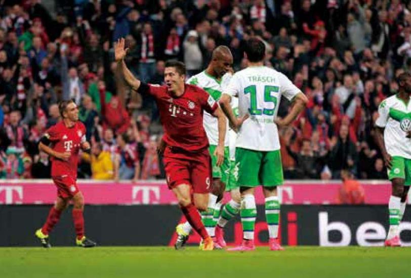 那些年我们一起追过的球星,球员评价莱万多夫斯基9分钟5球