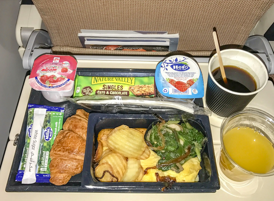 美国飞机餐,看美国飞机