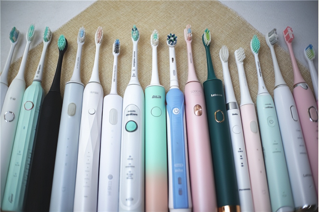 电动牙刷怎么刷牙不伤牙,电动牙刷几天用一次不伤牙