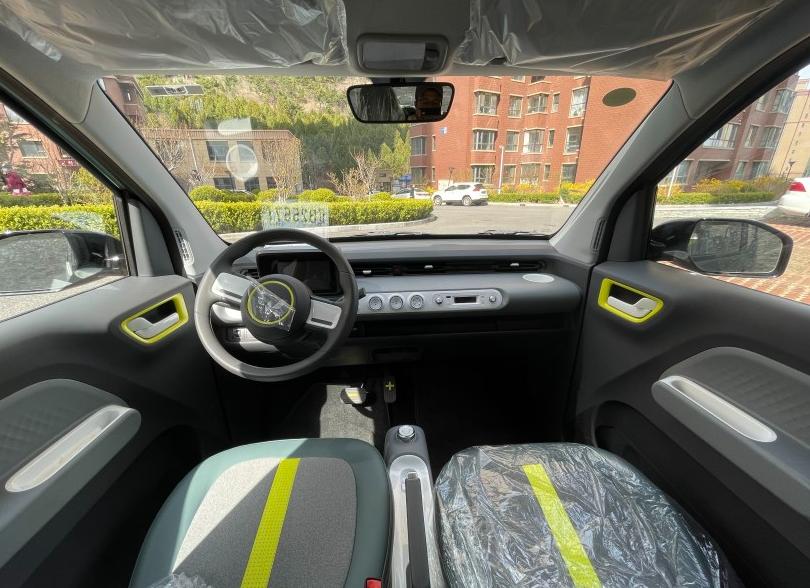 宏光mini第一代车主真实感受,22款宏光mini提车