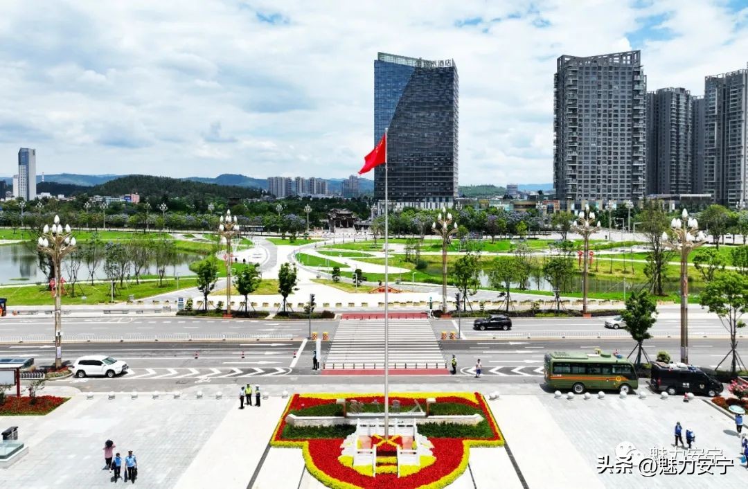 鐖变笂杩欒瘲鎰忕殑鐢熸椿,鐖变笂杩欒瘲鎯呯敾鎰忕殑鐢熸椿