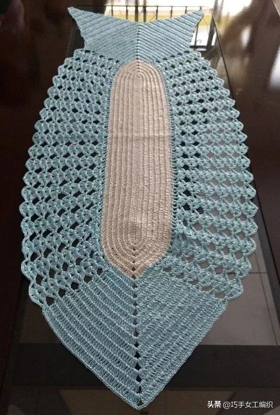 她只用零线就把鱼钩出了百变的花样，还超实用，真是太聪明了！