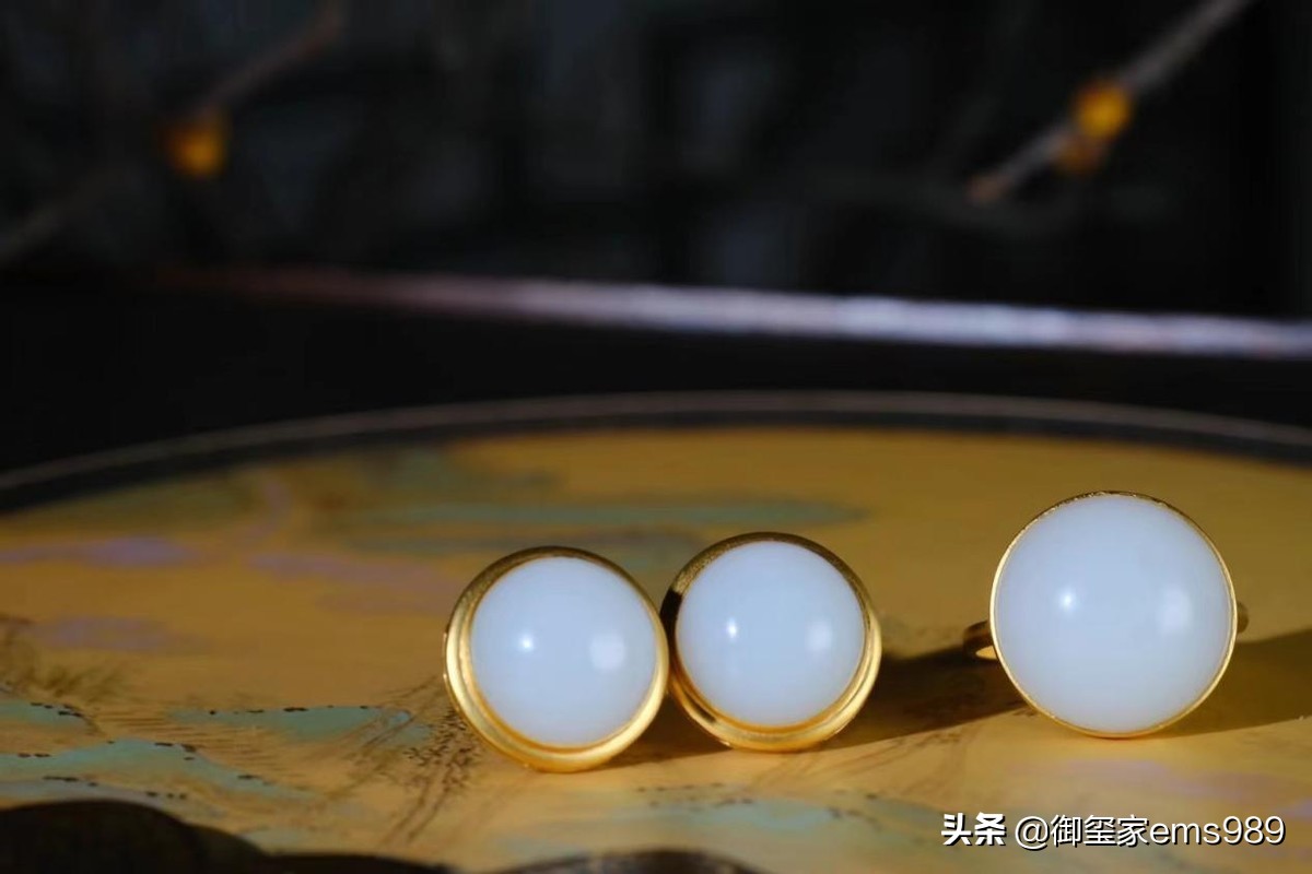 和田玉真的不沾水吗,和田玉羊脂白玉有棉絮吗