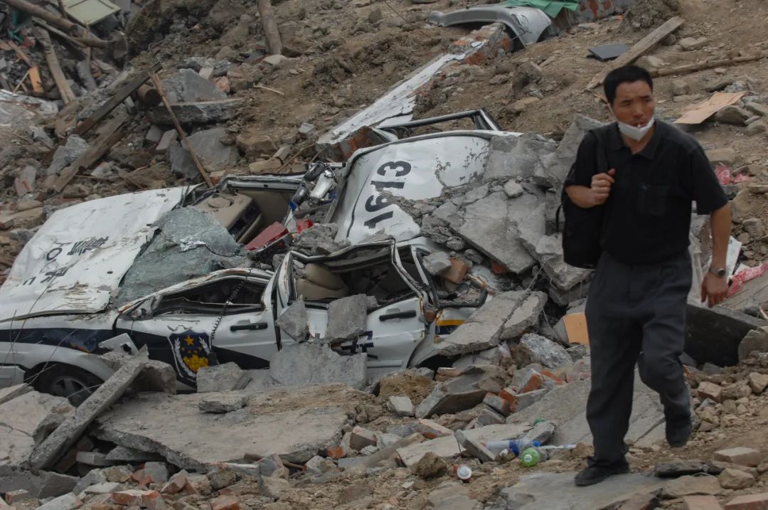 汶川地震13周年这些画面让人泪目,汶川地震感人图片含泪整理