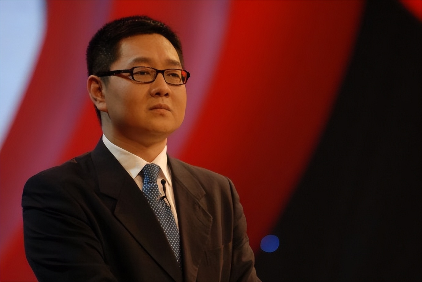 错把平台当本事的艺人,错把平台当能力的案例