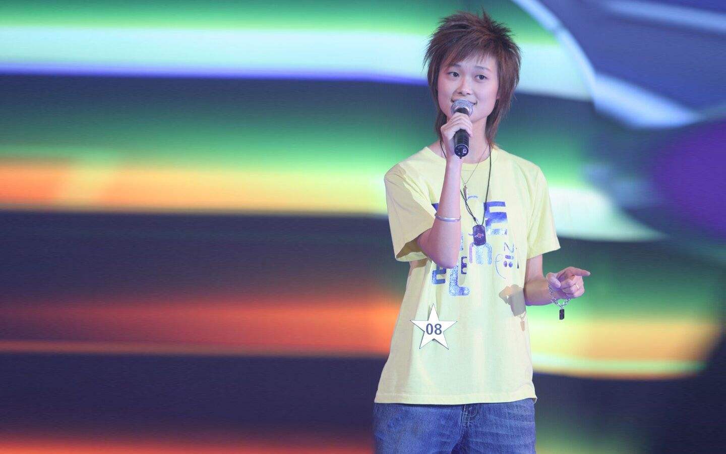 超级女声李宇春是哪一年的,李宇春超级女声现状