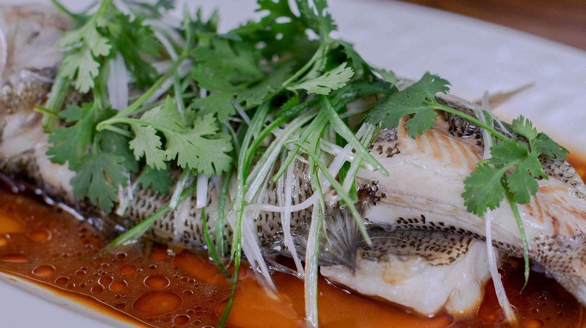 一家三口结婚宴席,一家三口参加婚礼完整版