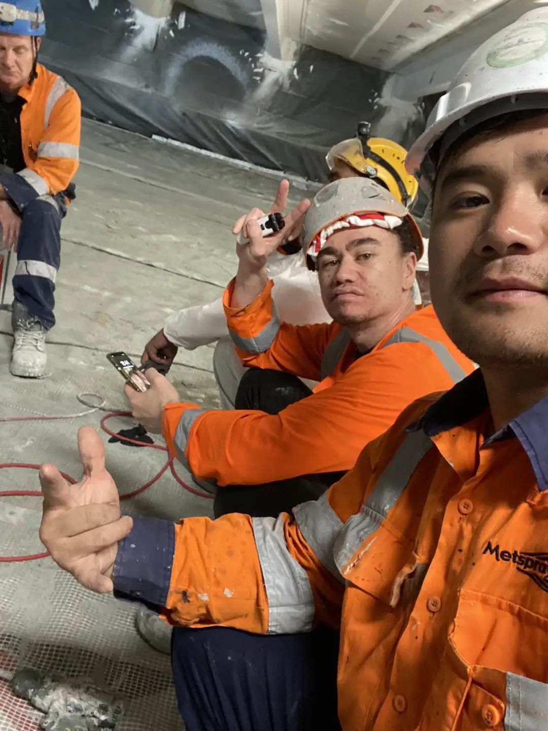 孙哥在新西兰:15岁退学,17岁生子,28岁出国,一小时挣200元