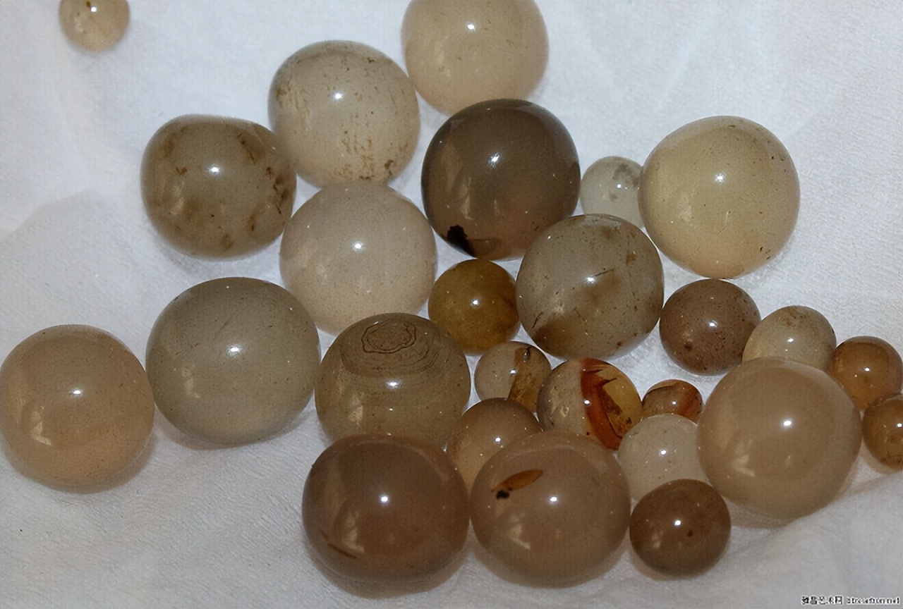 高僧身体中的舍利子是如何产生的,高僧舍利子和佛祖舍利子