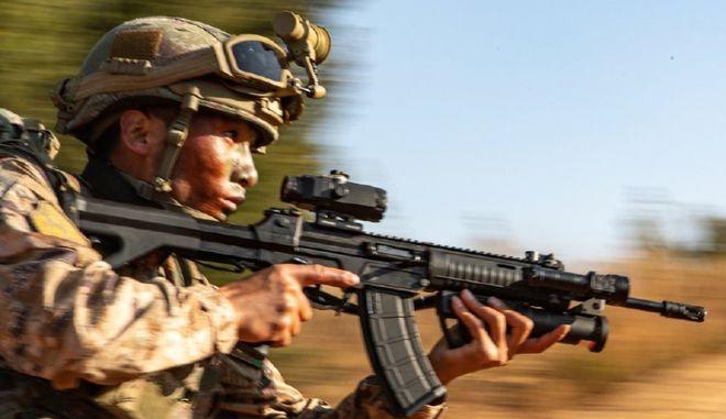 中国最新型精准射手步枪,中国陆军精准射手步枪