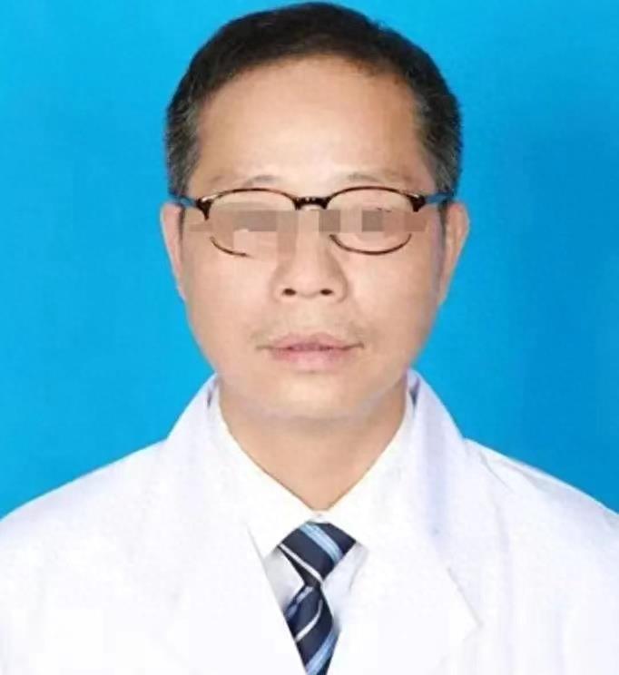 厦门医生吸吮女子私密部位，报警后还不承认