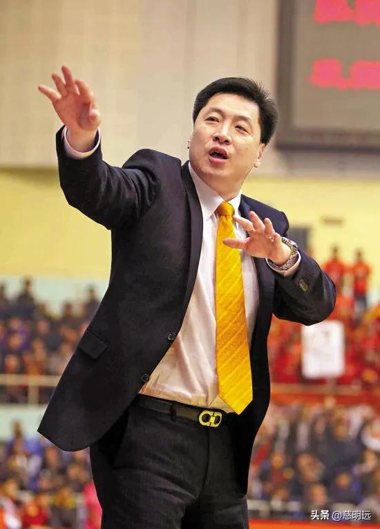 上海队69分,热身赛4分险胜上海