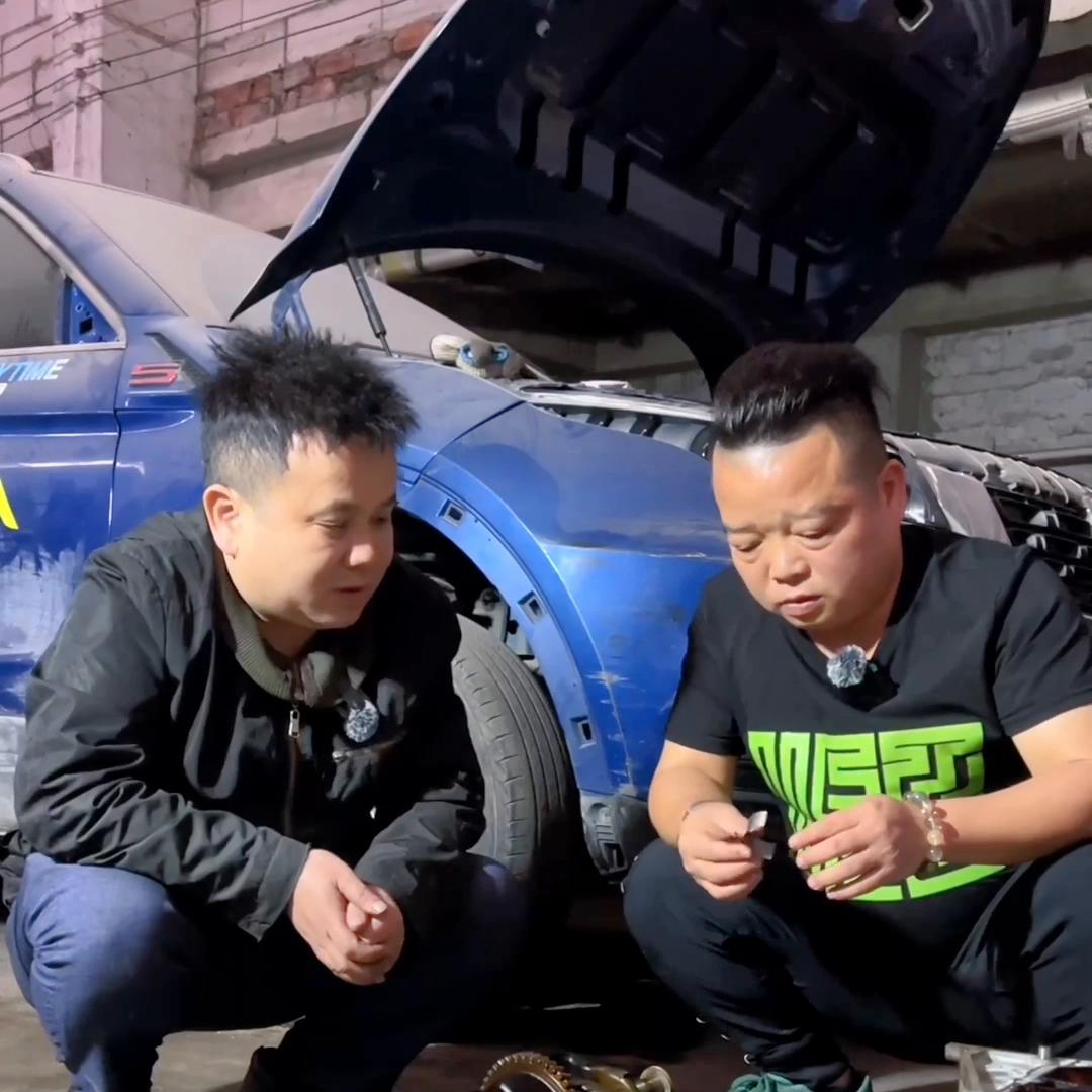 什么原因会爆缸,什么情况会爆缸漏机油