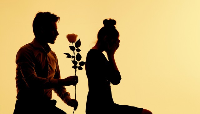 “视频上传到群里了”豪门夫妻*妻换**游戏还分享给其他群友评鉴