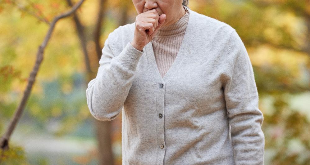 痰的颜色代表肺部健康状况,怎么区分痰是从肺部来的