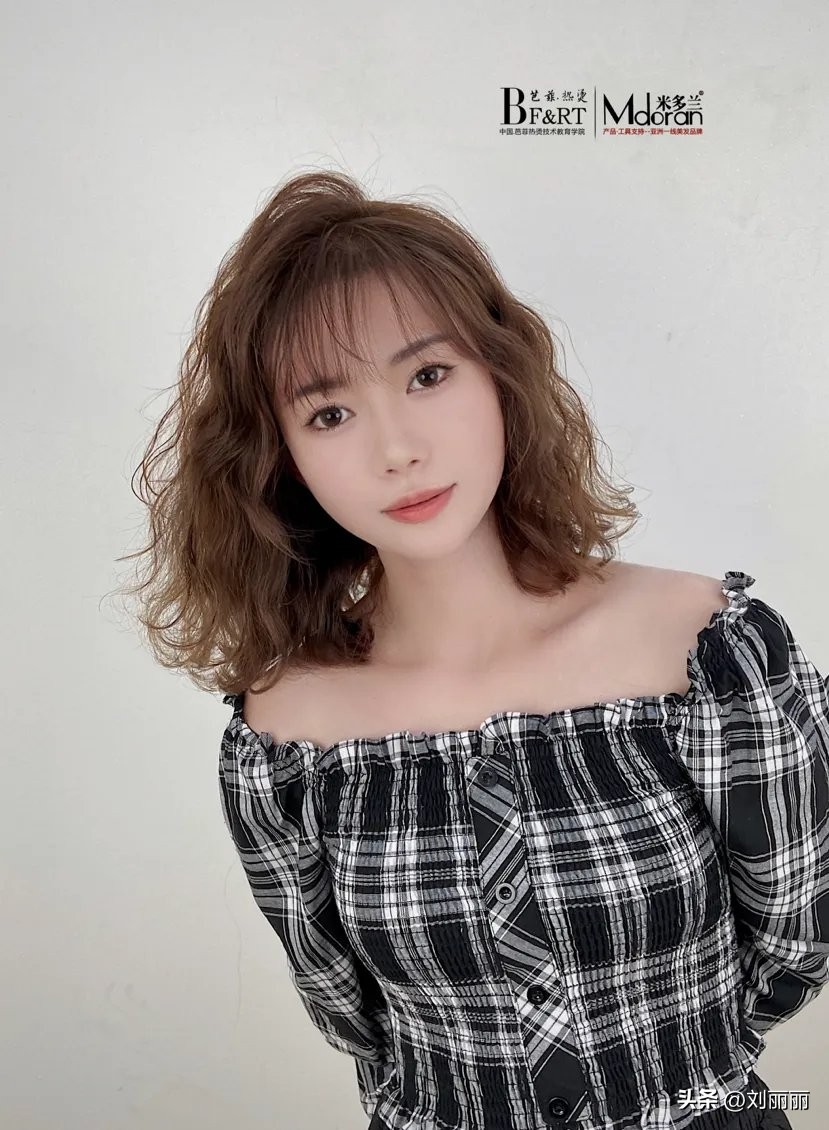 15岁中长发好看简单的发型,15岁最流行发型